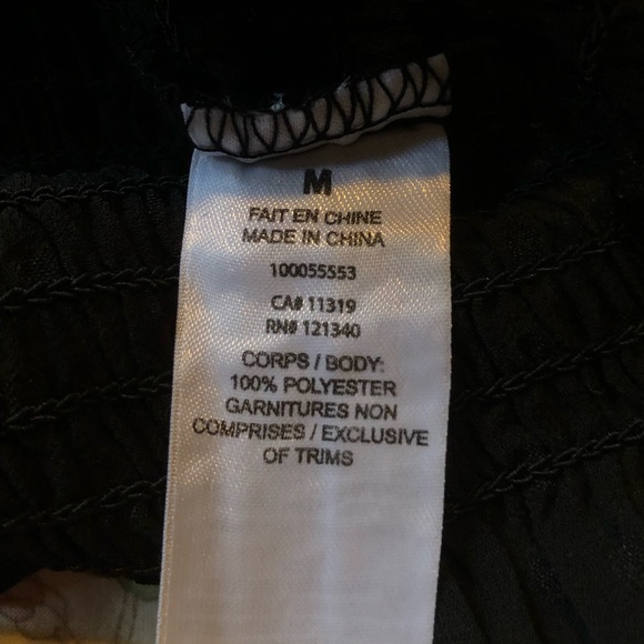 [SOLD] NWOT Dynamite Puff Sleeve Blouse - Picture 5 of 5